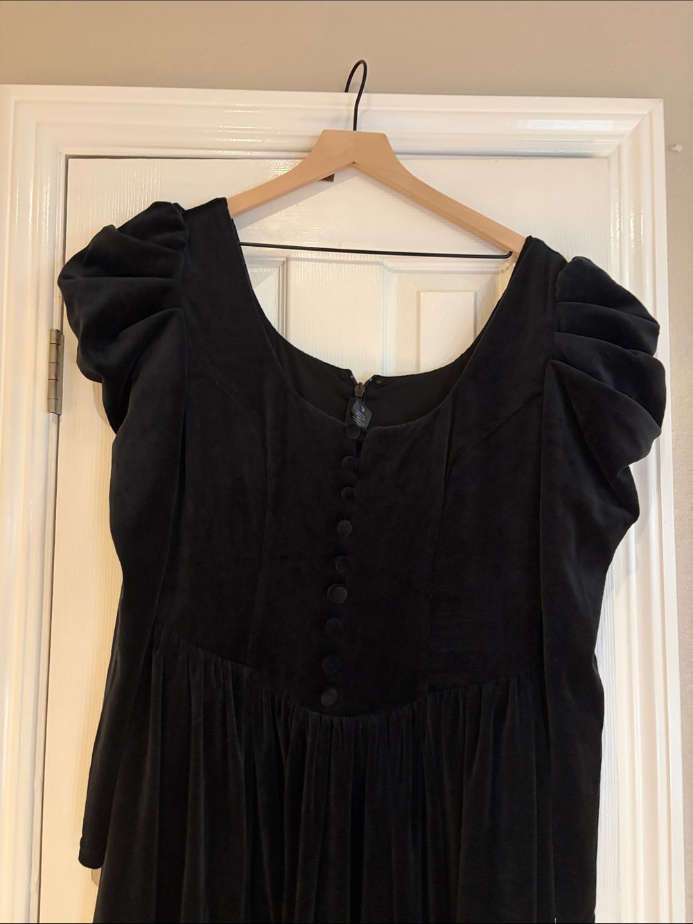 Haunted Beauty Mourning Dress in Black - Picture 9 of 11